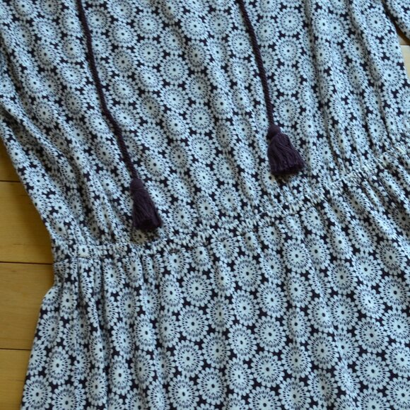 Boden Linen Blend Dress Floral Long Sleeve Pockets Tassel Tie Size 8R - Picture 4 of 14